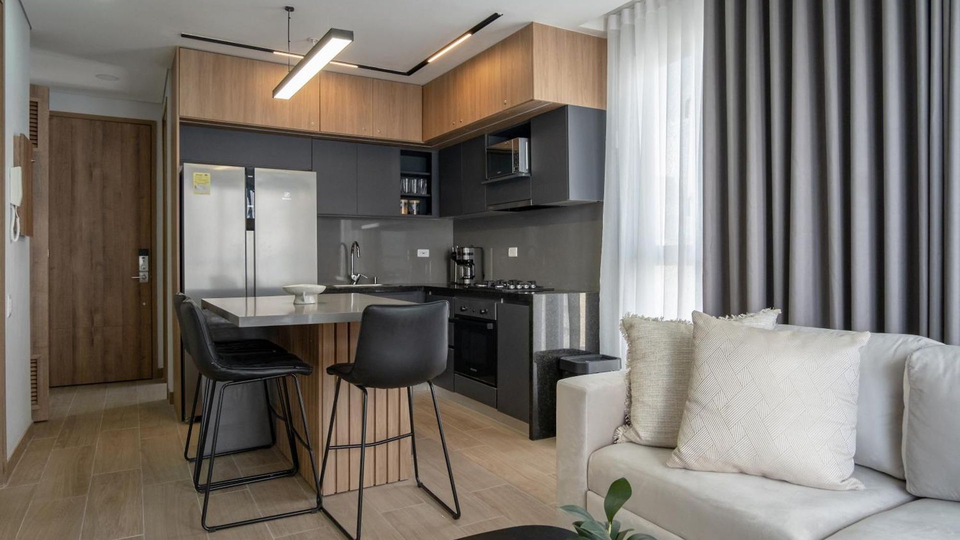 Luxury Oceanfront In Centro Apartment