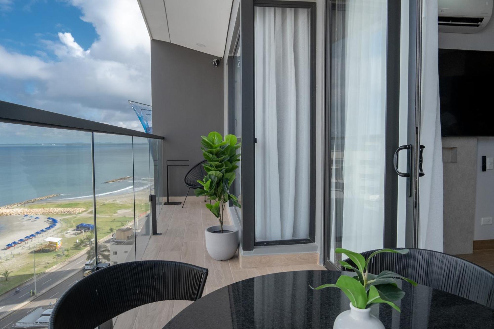 Luxury Oceanfront In Centro