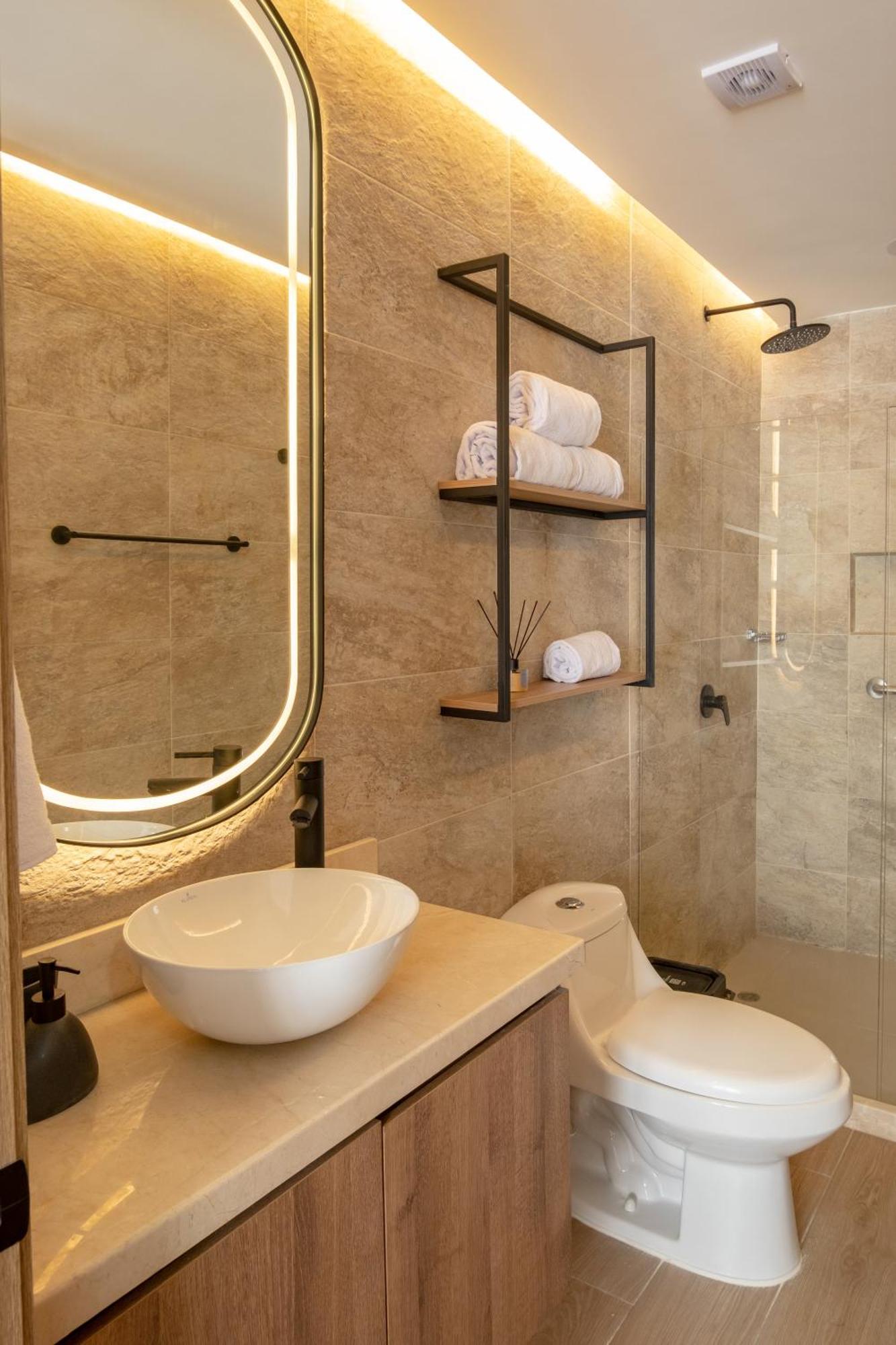 Luxury Oceanfront In Centro Apartamento *