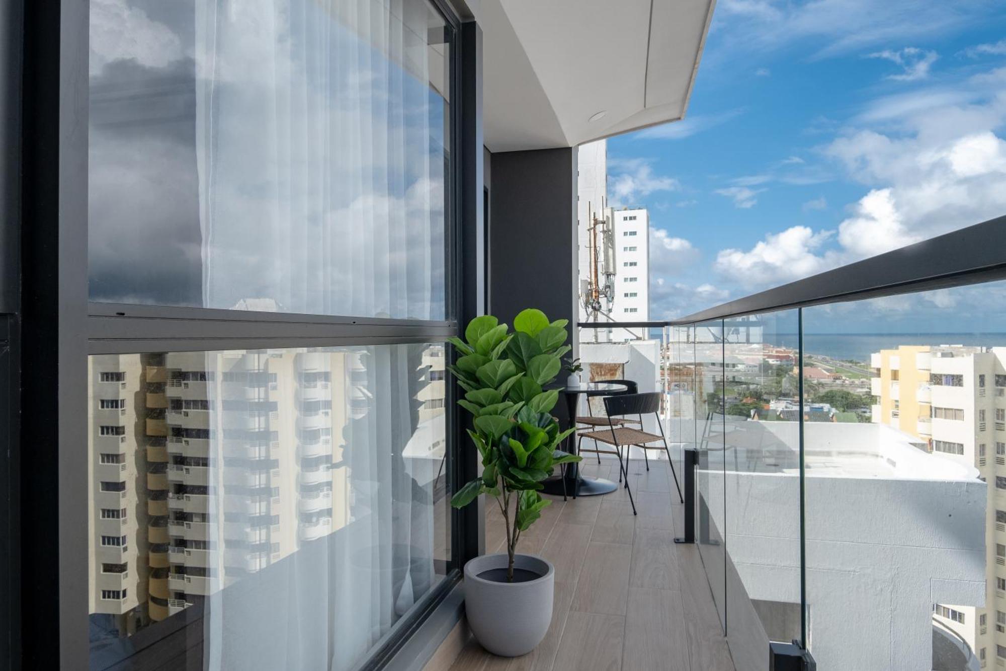 Luxury Oceanfront In Centro * Cartagena